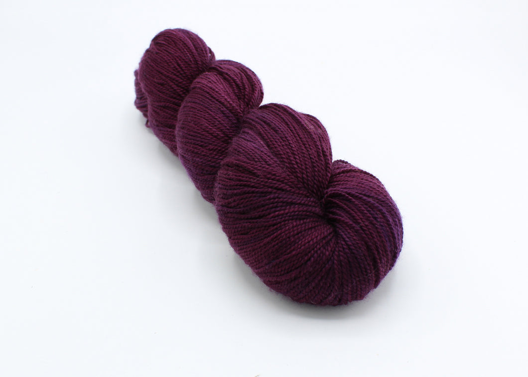 Garnet Baah Yarn Aspen